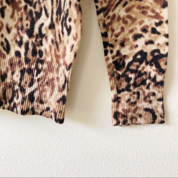 Cheetah animal print knit button cardigan sweater‎ Merona target M - Picture 5 of 6